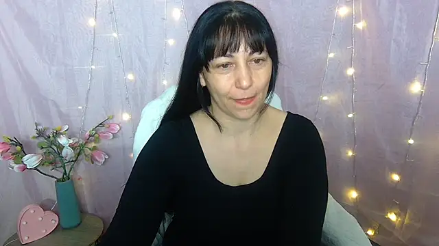 Snapshot of LiluGrants chatting on 03/19/26, 07:07 LiluGrants online show from 03/19/26, 07:07