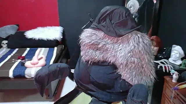 MaggaCass online show from 03/06/25, 03:02