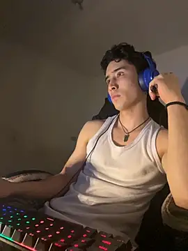 gojo satoru 18 online show from 12/05/25, 03:37