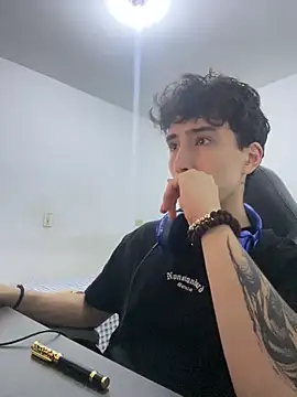 gojo satoru 18 online show from 03/14/26, 10:59