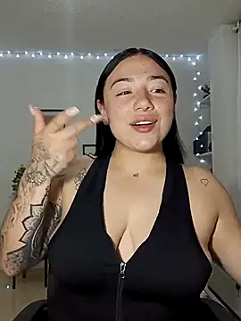 Snapshot of helena_smith chatting on 03/17/25, 05:23 helena smith online show from 03/17/25, 05:23