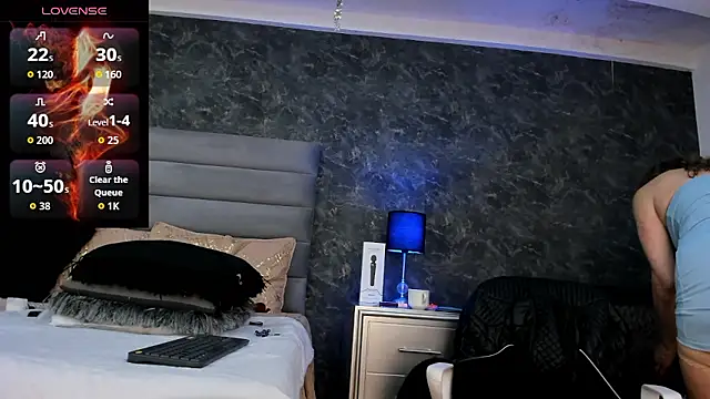 Bella Evans  online show from 01/07/26, 06:21