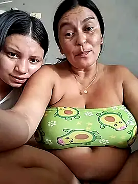 Horny-Mommy-Dirty online show from 10/01/25, 03:40