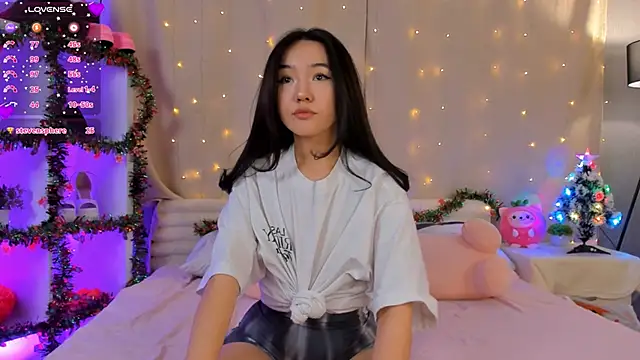 Lin kun online show from 12/11/24, 02:11