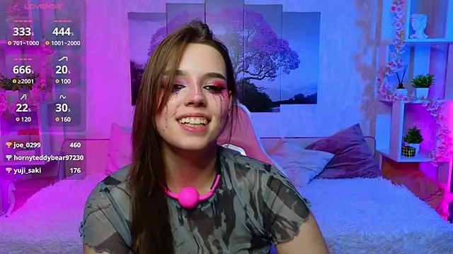 DorisGaillard online show from 12/21/24, 08:32