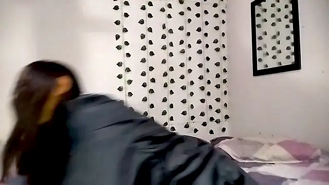 hotlatin92 online show from 12/10/24, 12:38