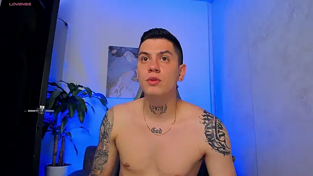 Yeiko Romero  online show from 02/06/26, 09:07