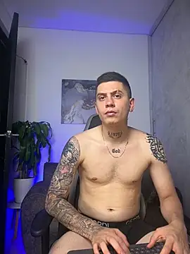 Yeiko Romero  online show from 03/18/26, 07:50