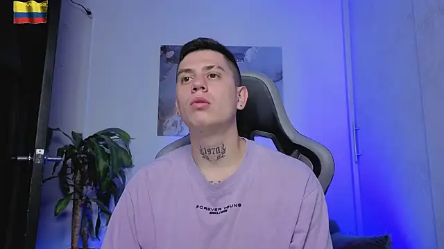 Yeiko Romero  online show from 04/13/26, 06:24