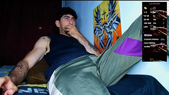 Thomass00 online show from 11/26/25, 11:17