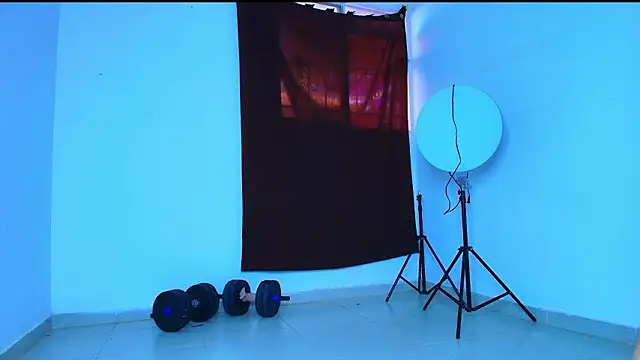 Thomass00 online show from 02/20/26, 02:06