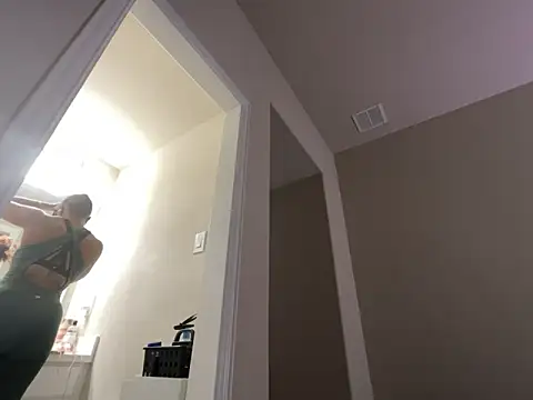 wynterheat online show from 10/09/25, 08:29