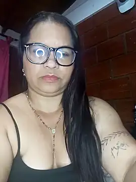 Snapshot of Sikiu_40 chatting on 01/24/25, 02:49 Sikiu 40 online show from 01/24/25, 02:49