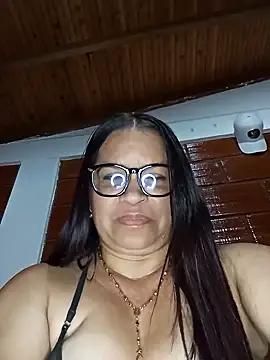 Snapshot of Sikiu_40 chatting on 02/05/25, 06:02 Sikiu 40 online show from 02/05/25, 06:02