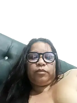 Snapshot of Sikiu_40 chatting on 02/10/25, 06:53 Sikiu 40 online show from 02/10/25, 06:53