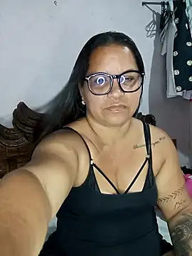 Snapshot of Sikiu_40 chatting on 04/01/26, 05:08 Sikiu 40 online show from 04/01/26, 05:08