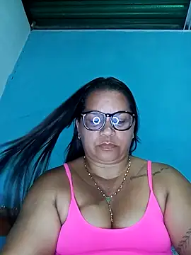 Snapshot of Sikiu_40 chatting on 04/15/26, 02:29 Sikiu 40 online show from 04/15/26, 02:29