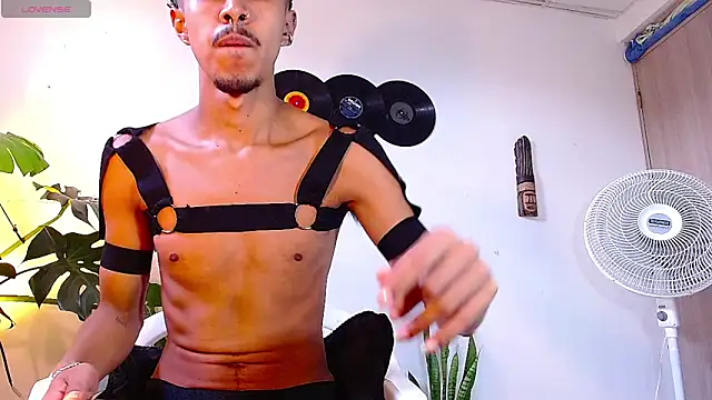 RyanRizzo online show from 12/03/24, 03:11