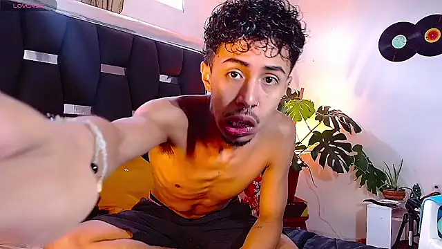 RyanRizzo online show from 12/10/24, 05:55