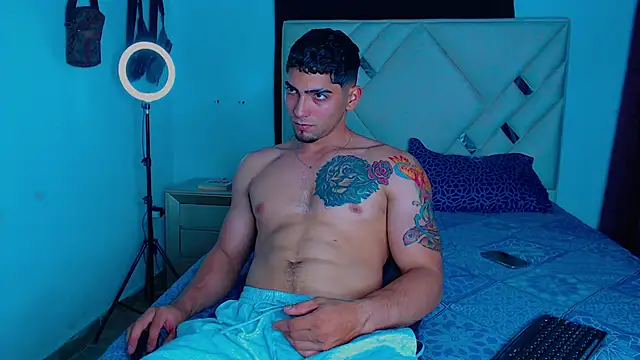 Rich boy01 online show from 03/03/25, 03:19