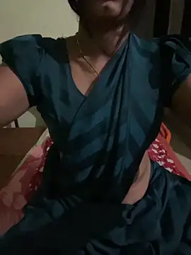 Snapshot of PUNAM_BABY1 chatting on 12/04/25, 12:14 PUNAM BABY1 online show from 12/04/25, 12:14