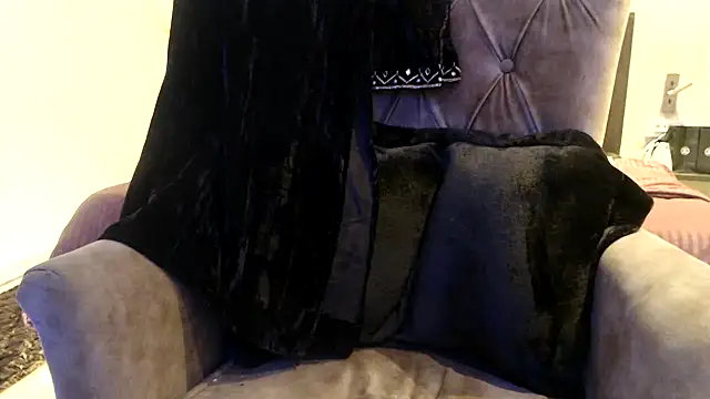 chhui mui online show from 02/20/25, 08:58