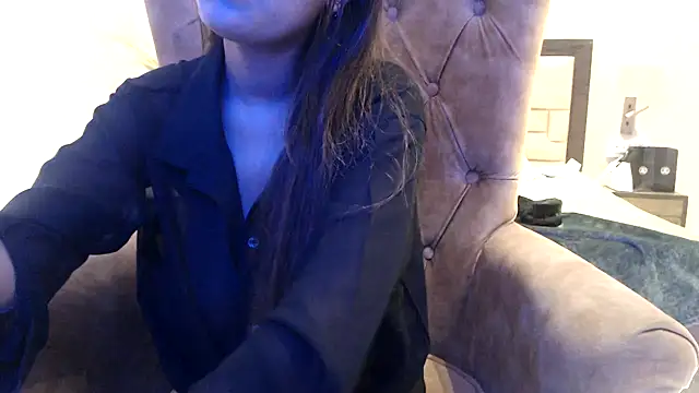 chhui mui online show from 02/26/25, 06:32