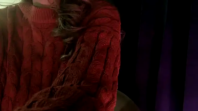 Snapshot of chhui_mui chatting on 01/12/26, 01:27 chhui mui online show from 01/12/26, 01:27