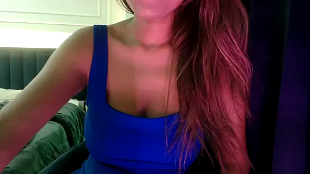 Snapshot of chhui_mui chatting on 04/08/26, 08:09 chhui mui online show from 04/08/26, 08:09