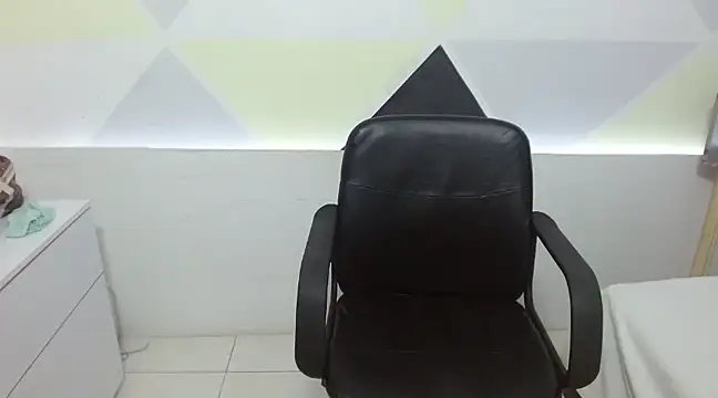 Suxxxy  online show from 02/03/25, 10:54