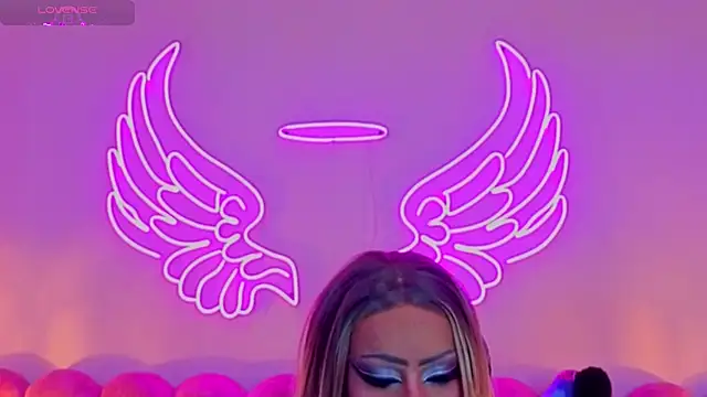  scarletmoore online show from 10/24/25, 09:38