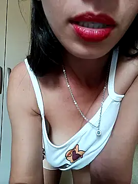 Snapshot of Nandasant09 chatting on 12/31/24, 04:46 Nandasant09 online show from 12/31/24, 04:46