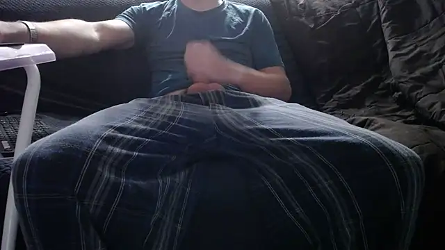 Snapshot of Big_D_Sub chatting on 11/06/25, 03:18 Big D Sub online show from 11/06/25, 03:18