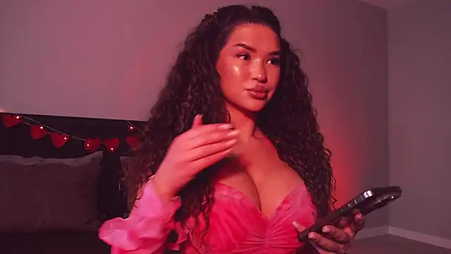 Denise Garciia online show from 02/19/25, 10:12