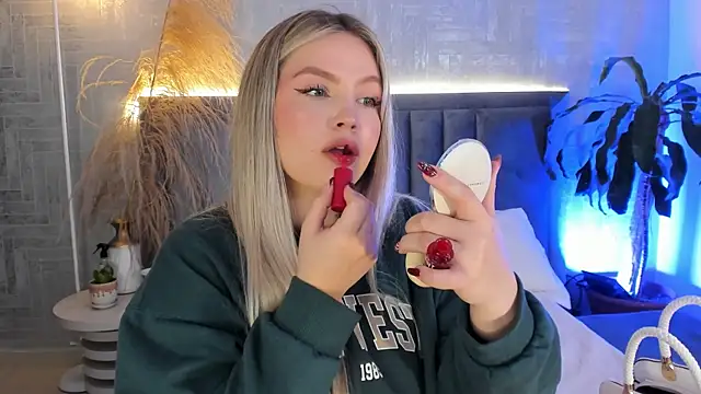 GaiaBaker online show from 12/17/25, 03:29