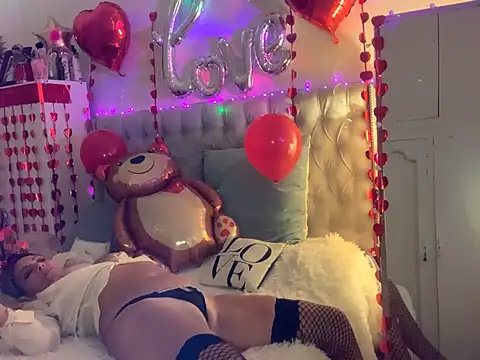 lolavalecuatro online show from 02/16/25, 02:31