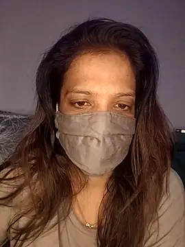 Snapshot of APKI_ARZOO chatting on 06/11/26, 04:05 APKI ARZOO online show from 06/11/26, 04:05