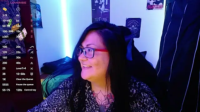 Snapshot of l1la_Rav3n chatting on 02/28/25, 11:34 l1la Rav3n online show from 02/28/25, 11:34