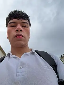 Logan smith1 online show from 10/08/25, 06:16