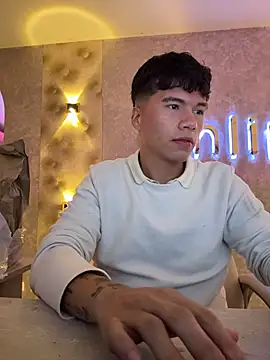 Logan smith1 online show from 11/16/25, 06:41