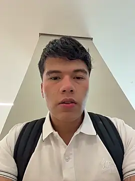 Logan smith1 online show from 12/14/25, 04:23