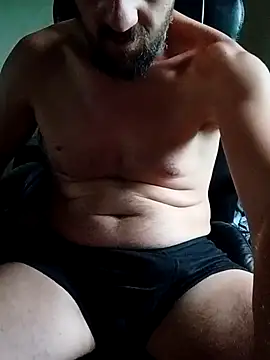 Snapshot of GrofLicno chatting on 10/02/25, 02:57 GrofLicno online show from 10/02/25, 02:57