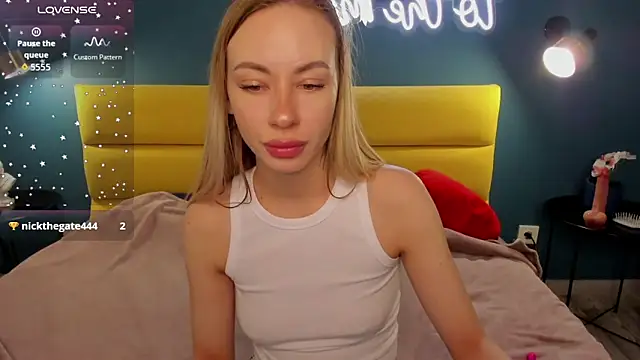 Snapshot of Diana_Garrett chatting on 03/13/26, 01:45 Diana Garrett online show from 03/13/26, 01:45