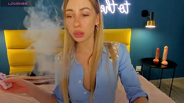 Snapshot of Diana_Garrett chatting on 04/03/26, 01:25 Diana Garrett online show from 04/03/26, 01:25