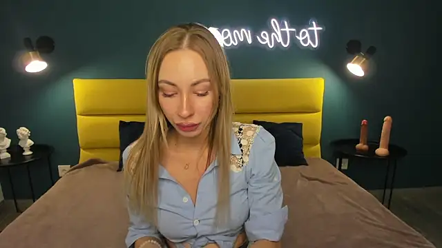 Snapshot of Diana_Garrett chatting on 04/16/26, 08:59 Diana Garrett online show from 04/16/26, 08:59