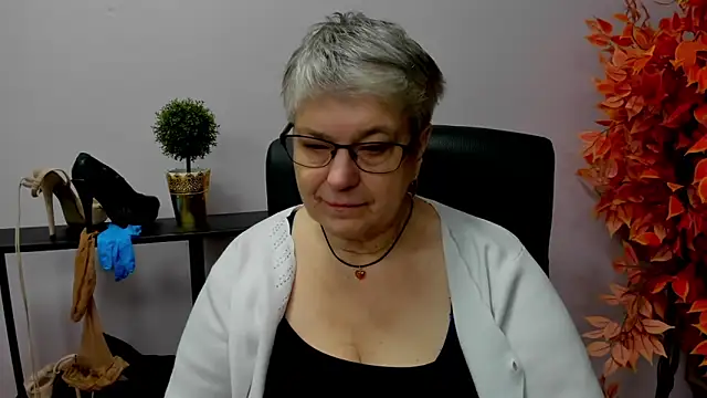 IrisDream online show from 12/20/24, 07:12