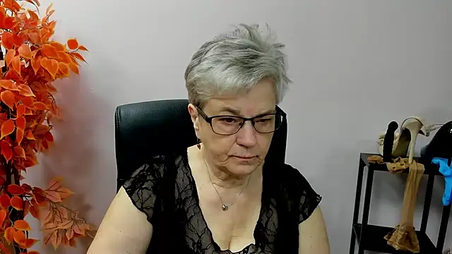 IrisDream online show from 10/06/25, 06:22