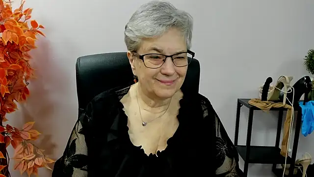 IrisDream online show from 10/29/25, 07:21