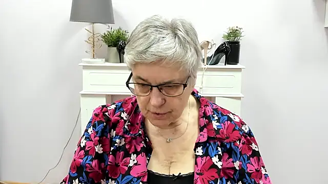 IrisDream online show from 03/25/26, 07:03