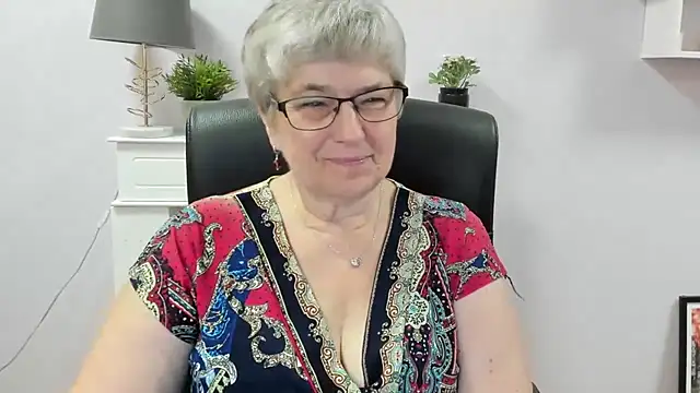 Snapshot of IrisDream chatting on 07/07/26, 08:07 IrisDream online show from 07/07/26, 08:07